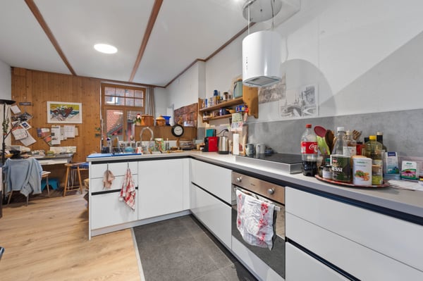 Zentrales Wohn- und Geschäftshaus, 3 Einheiten, Schöftland 11