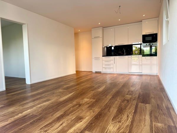 Helle 2.5-Zimmer-Wohnung mit 17 m² Balkon in Klingnau 2
