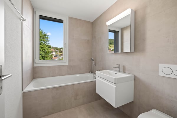 MODERN, HOCHWERTIG UND LICHTDURCHFLUTET 12