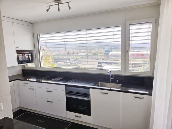 Helle 3.5-Zimmer Attikawohnung mit Aussicht in Basel zur Miete 2