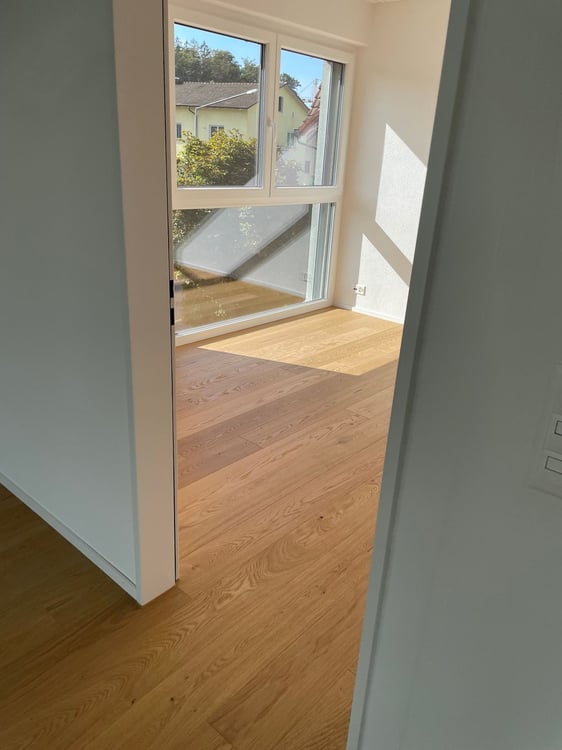 Exklusive neuwertige Wohnung mit Loggia 7