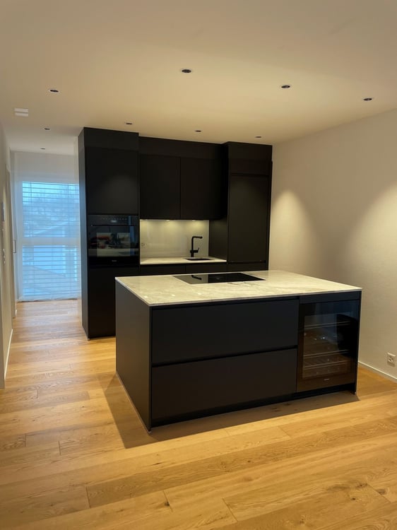 Exklusive neuwertige Wohnung mit Loggia 1