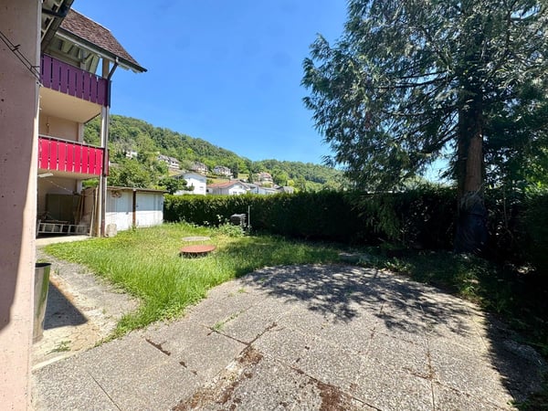 Am Bach mit grossem Gartenanteil 2