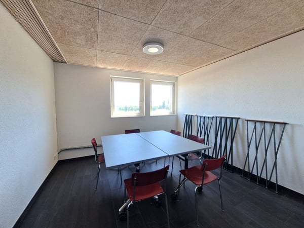 Lichtdurchflutet mit Lift und grosser Terrasse 7