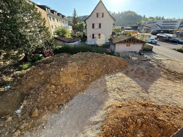 Baubewilligtes Projekt für 3 Wohnungen 4