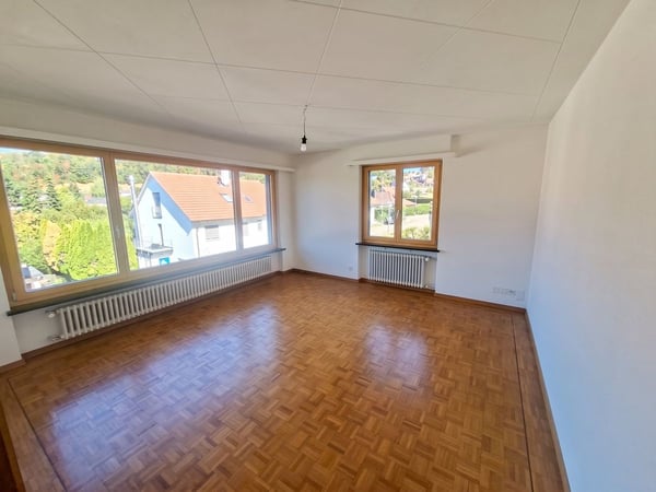 Geräumiges 5.5-Zimmer Einfamilienhaus mit Aussicht in Seewen 10
