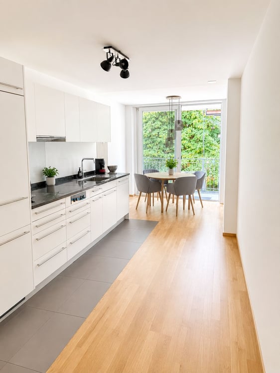 Helle 1.5-Zimmer Wohnung mit Aussicht in Riehen Mobiliert 2