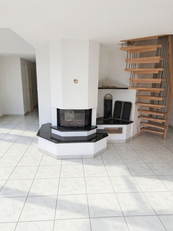 Zweistöckiges Raumwunder in Bremgarten: 6.5-Zimmer-Maisonette mit beheiztem Pavillon & Bastelraum 3