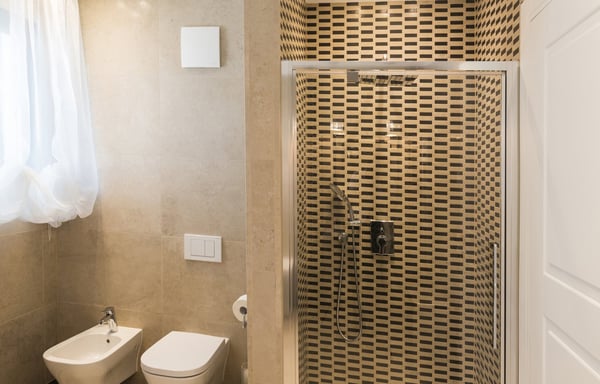 Palazzina di Charme di 4 appartamenti in centro a Lugano 12