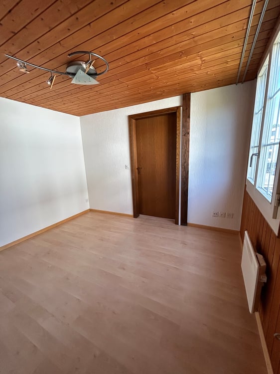 Charmante 1.5-Zimmer-Maisonettewohnung in Unterentfelden 5