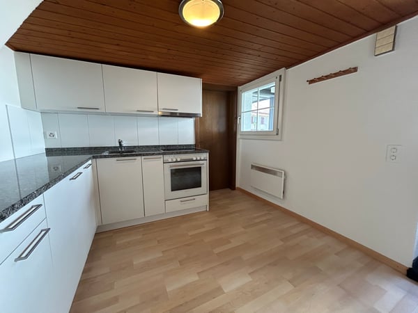 Charmante 1.5-Zimmer-Maisonettewohnung in Unterentfelden 2