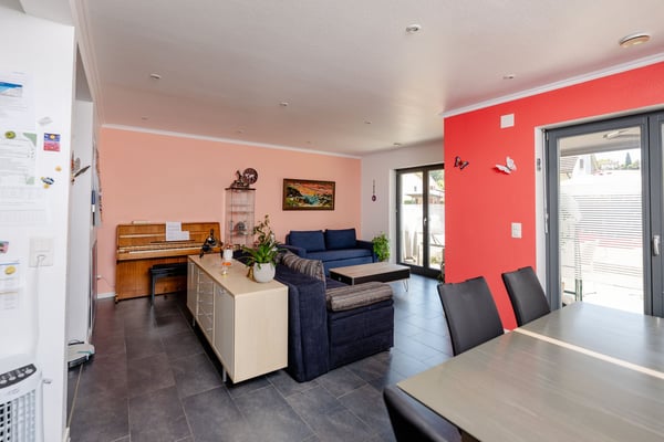 Familienfreundliches Einfamilienhaus an ruhiger Lage mit Garten und Carport 5