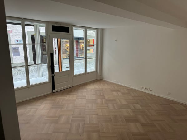 Charmantes Ladenlokal in der Altstadt von Rapperswil 4