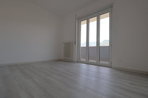 FINO A 3 MESI GRATUITI - 1.5 locali a Chiasso RISTRUTTURATO 6