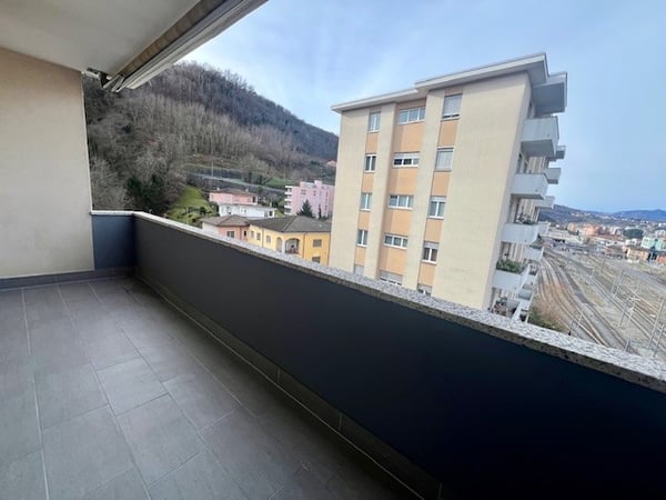 FINO A 3 MESI GRATUITI - 1.5 locali ristrutturato a Chiasso 8