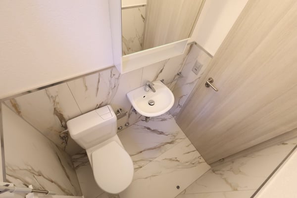 FINO A 3 MESI GRATUITI -1.5 locali con 2 servizi a Coldrerio 8