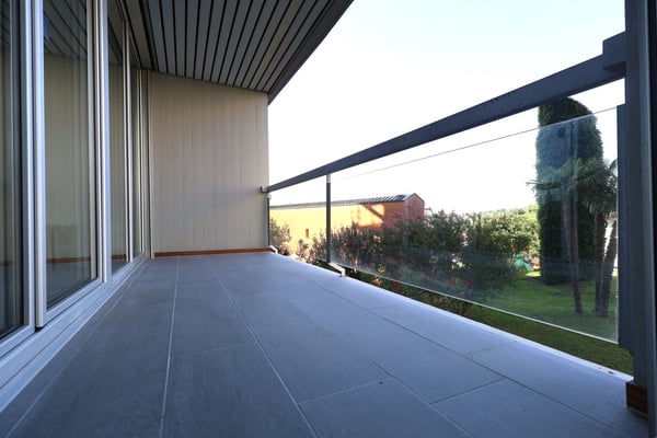 FINO A 3 MESI GRATUITI -1.5 locali con 2 servizi a Coldrerio 9