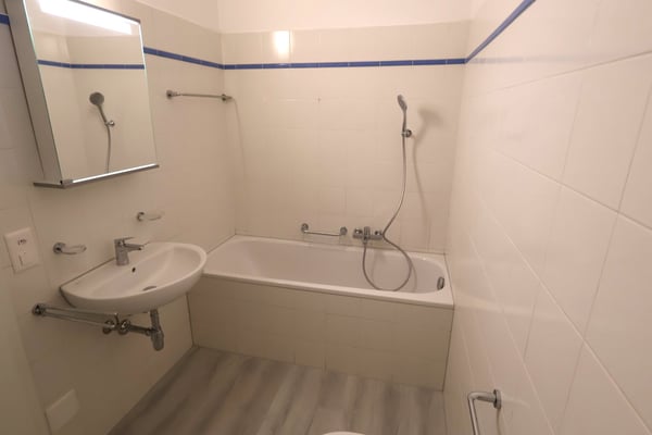 FINO A 3 MESI GRATUITI - 1.5 locali a Chiasso RISTRUTTURATO 9