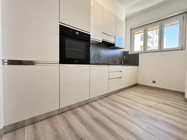 Moderno 1.5 locali completamente ristrutturato a Chiasso 1