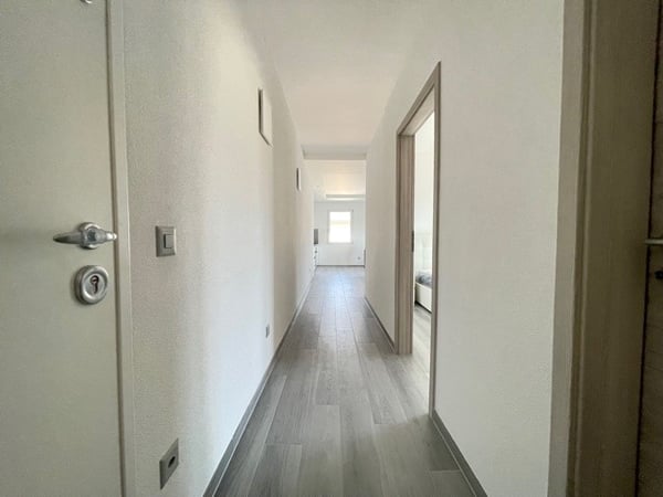 3.5 LOCALI IN AFFITTO A MENDRISIO – ZONA CENTRALE 5