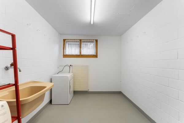 Ihr neues Zuhause in Rubigen: Lichtdurchflutet, ruhig und mit traumhaf 8