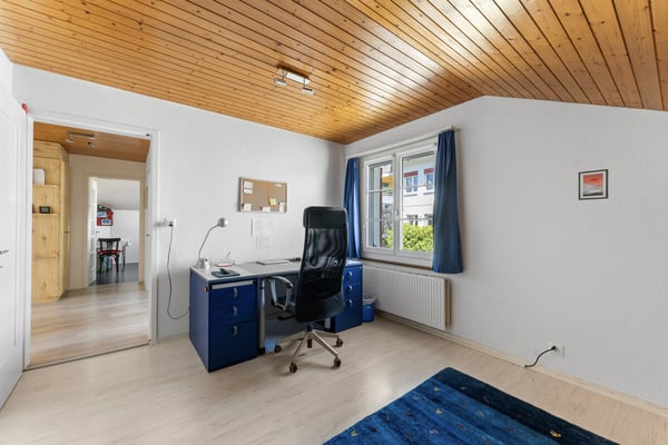 Gepflegtes Zuhause mit Einliegerwohnung und schönem Weitblick 10