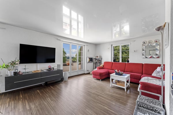 Gepflegtes Zuhause mit Einliegerwohnung und schönem Weitblick 2