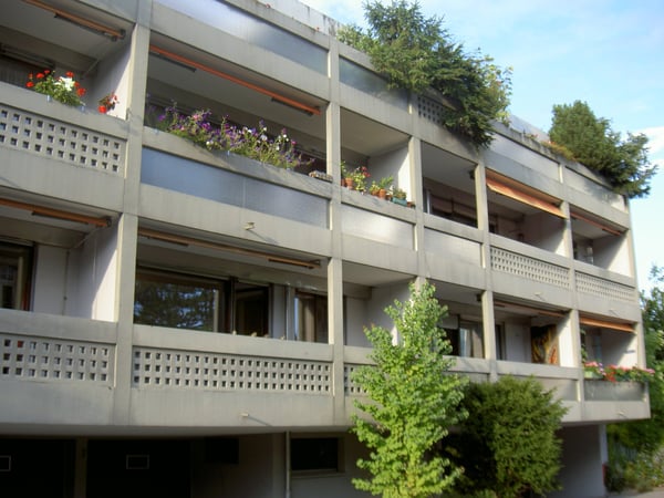 Modernes Studio mit Balkon an der Holligenstrasse 74 in Bern 1