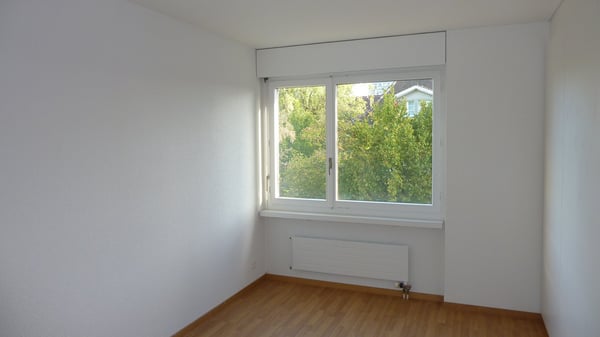 Charmante 4-Zimmer-Wohnung mit Balkon in Bern-Bümpliz 14