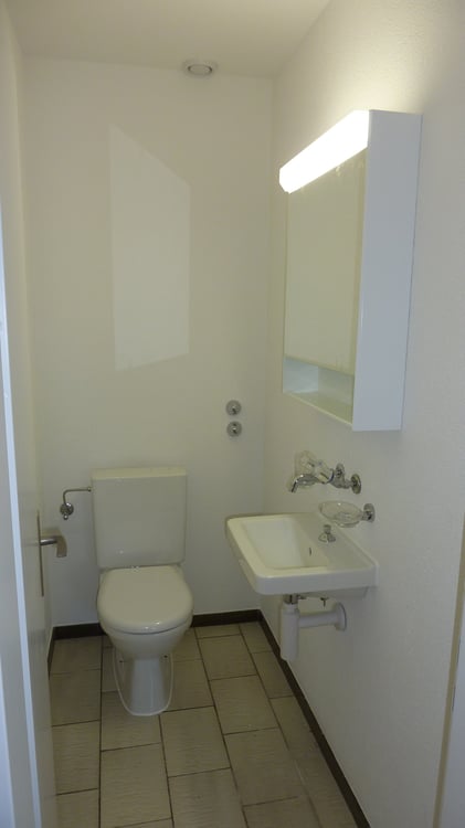 Charmante 4-Zimmer-Wohnung mit Balkon in Bern-Bümpliz 6