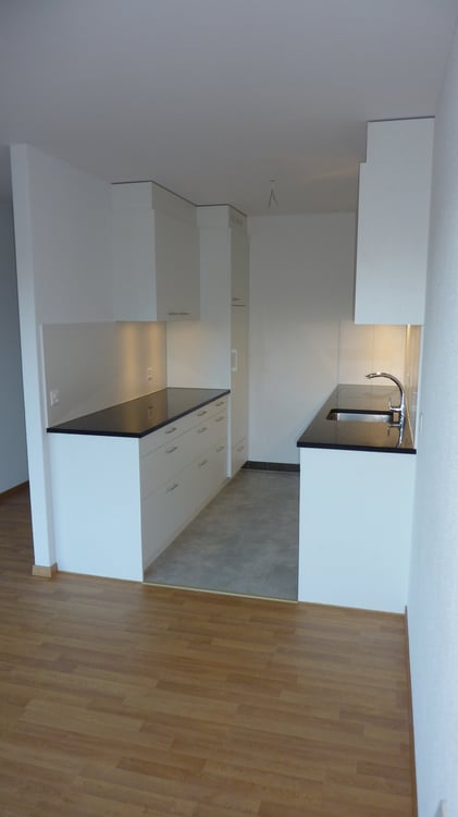 Charmante 4-Zimmer-Wohnung mit Balkon in Bern-Bümpliz 2