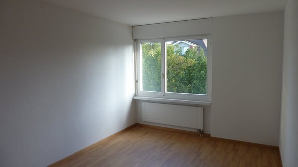 Charmante 4-Zimmer-Wohnung mit Balkon in Bern-Bümpliz 11