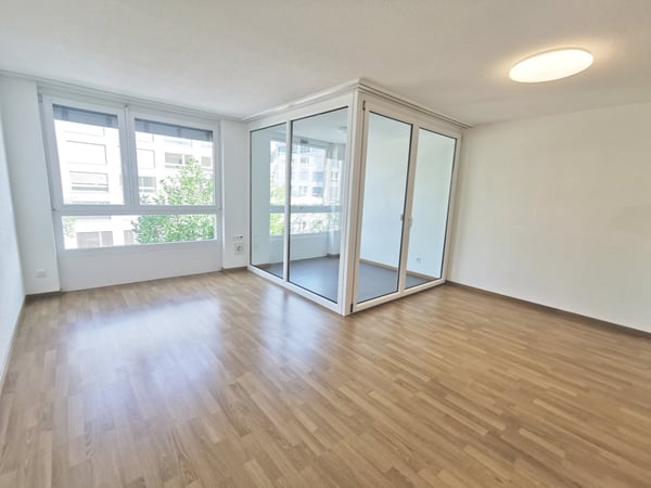 Modernes Studio mit Loggia in Biel – ab Oktober 2026 verfügbar 3