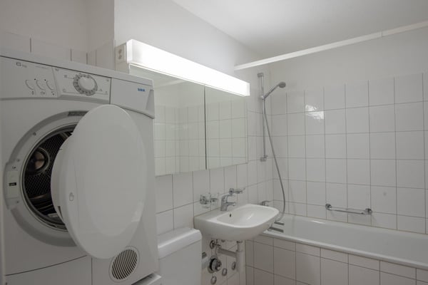 Modernes Loft-Apartment im Erdgeschoss in Biel – sofort verfügbar 4