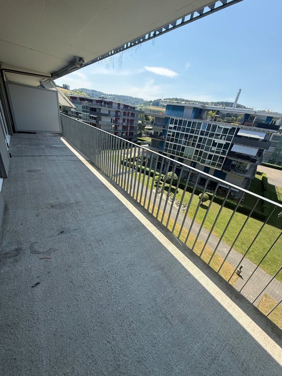 Helle 3.5-Zimmer-Wohnung mit Balkon in Winterthur 8