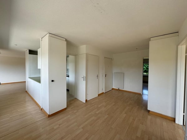 Charmante 4.5-Zimmer-Dachwohnung in Oetwil an der Limmat 2