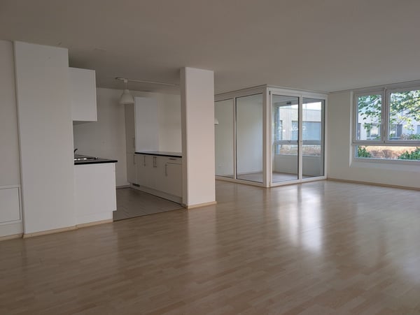 Riesiges Studio im Sabag-Areal 4