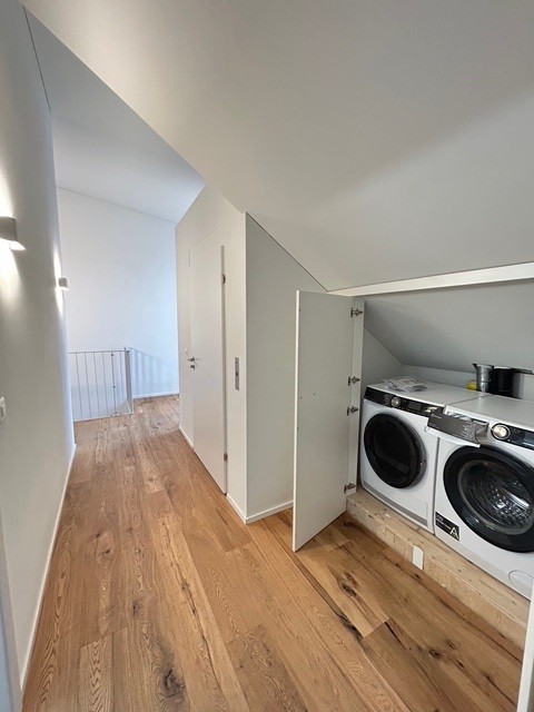 Moderne 2.5-Zimmer-Dachwohnung im Neubau – Kirchstrasse 20, Glarus 4
