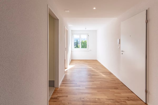Totalsanierte 3.5-Zimmer-Wohnung mit sonnigem Balkon in Hinwil 5