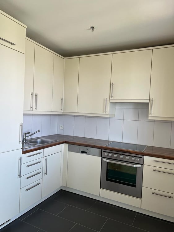 Helle 3.5-Zimmer-Wohnung mit Balkon in Rorschacherberg 3