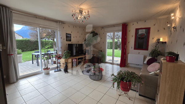 DOUSSARD Maison 1 pièces Terrain plat 1 014 m² 4