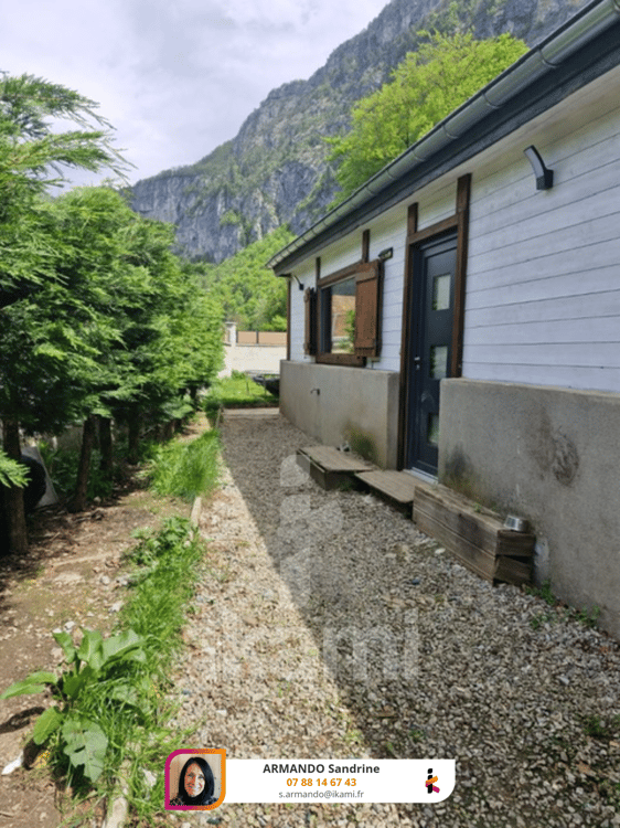 Maison de 110 m² à Magland (74) 1