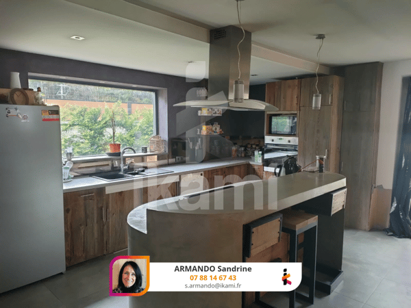 Maison de 110 m² à Magland (74) 4