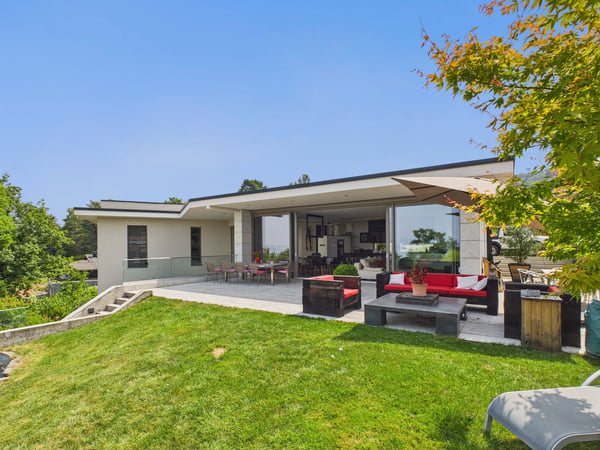 Somptueuse villa vue lac 1