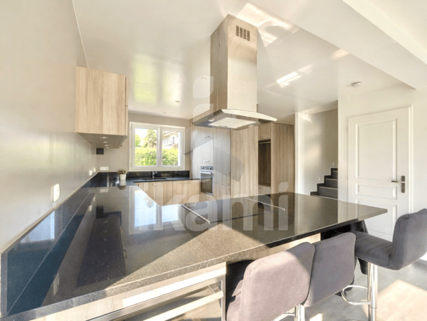 Maison familiale 165 m² à 10 min de Genève   Suite indépendante   Jardin clos   Archamps 6