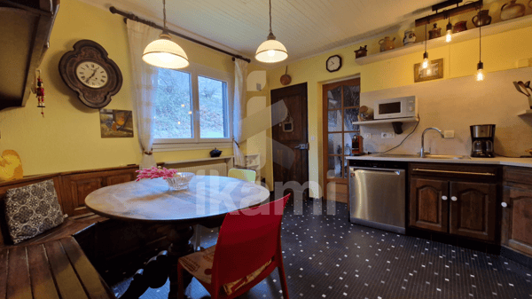 FAVERGES - Maison familiale 284 m² dont 195 m² habitables avec terrain de 2 015 m² 5