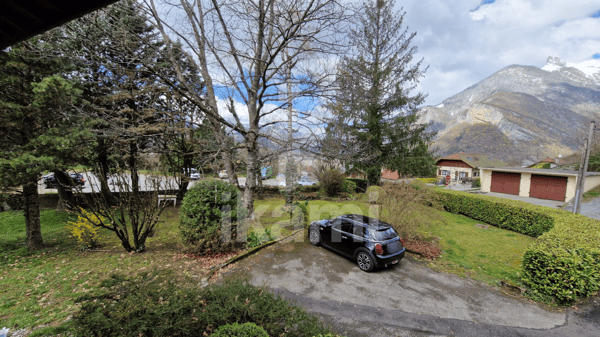 FAVERGES - Maison familiale 284 m² dont 195 m² habitables avec terrain de 2 015 m² 3