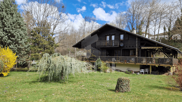 FAVERGES - Maison familiale 284 m² dont 195 m² habitables avec terrain de 2 015 m² 2