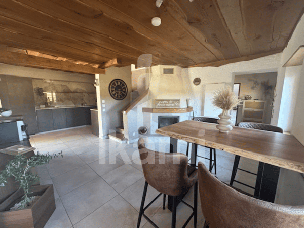 MAISON REIGNIER ESERY 133 M² 9
