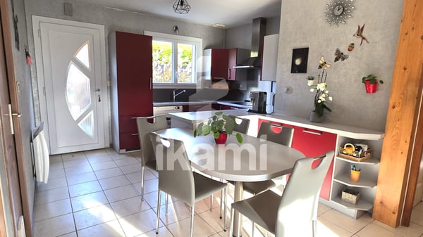 DOUSSARD Maison 6 pièces Terrain plat 1 064 m² 4